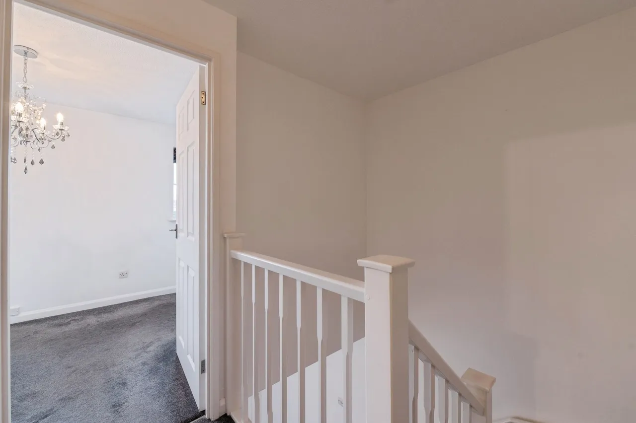 Highgrove Mews, Grays, Essex, RM17, photo 11