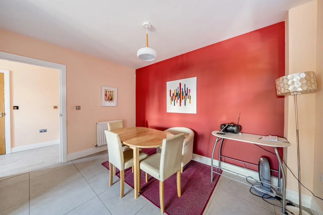 St. Francis Road, Maidenhead, SL6, photo 5