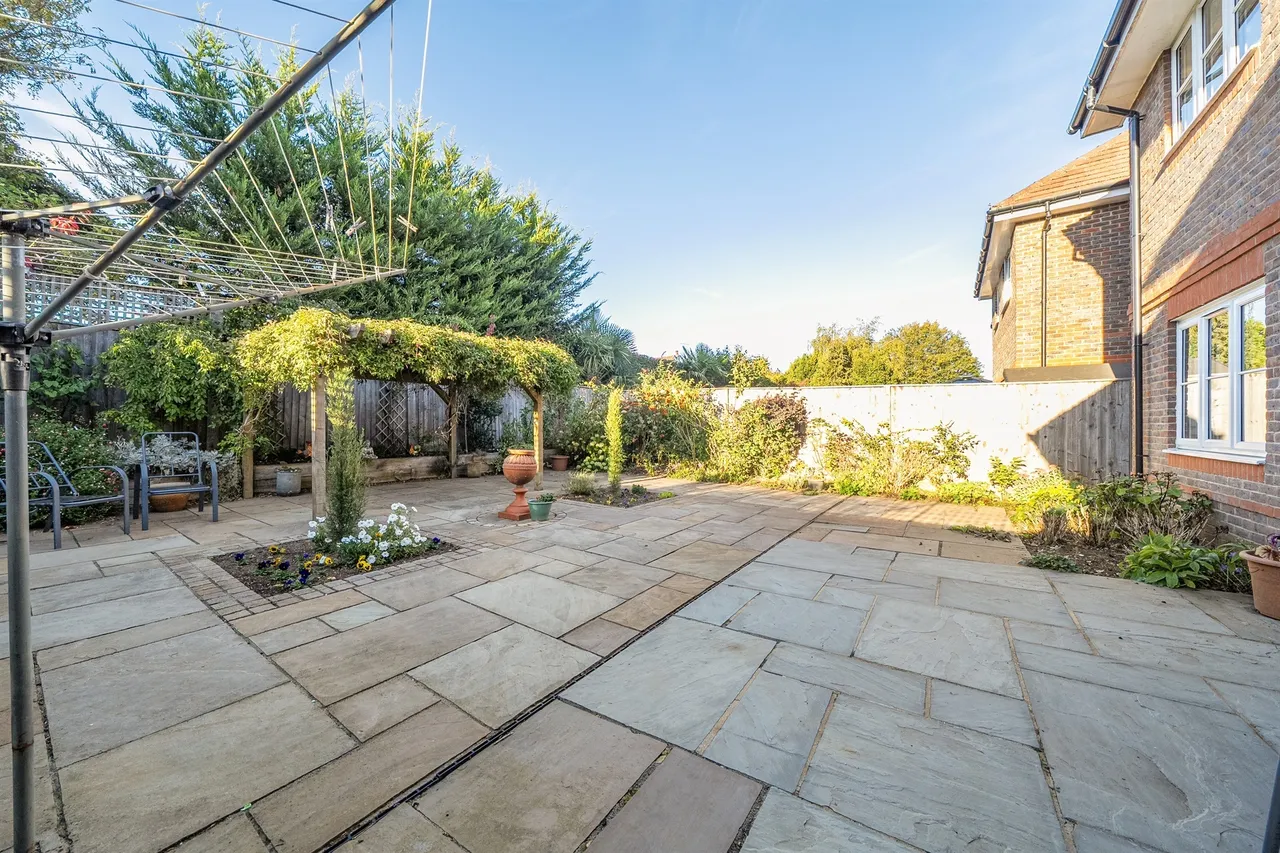 St. Francis Road, Maidenhead, SL6, photo 15