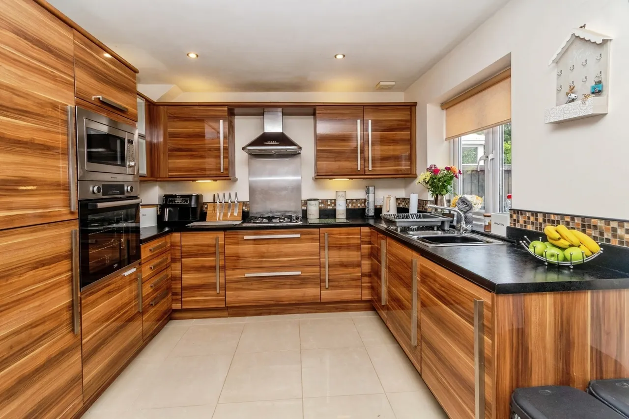 The Shires, Conway Road, Cannock, Staffordshire, WS11, photo 2