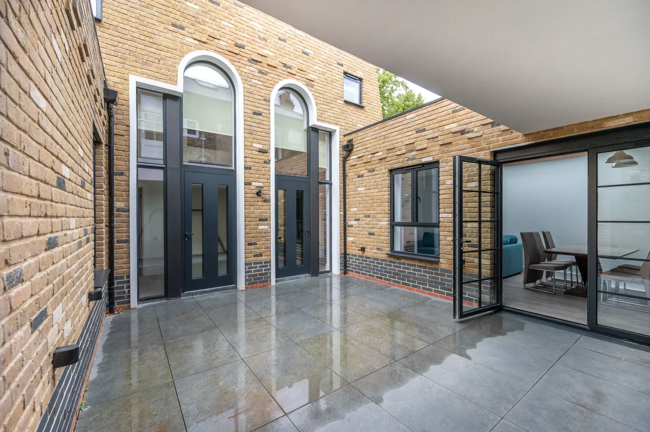 1 Belford House, 53 Hampton Road, London, photo 9