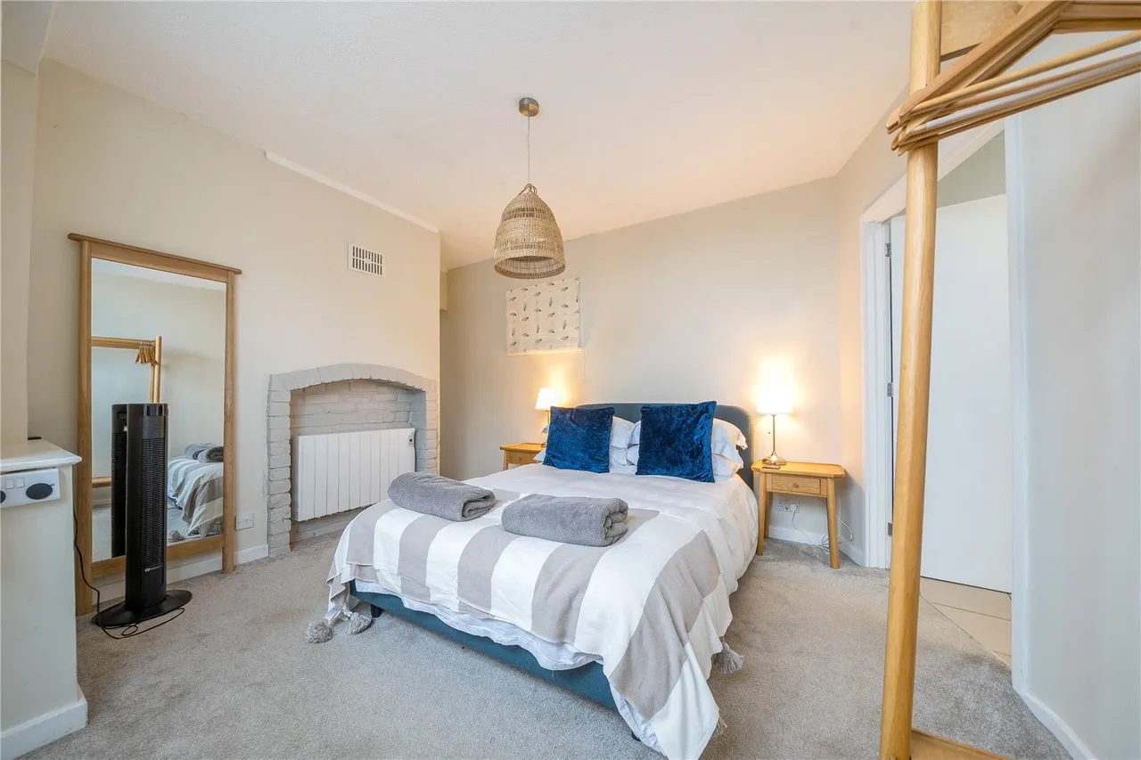 High Street, Cley, NR25, photo 11