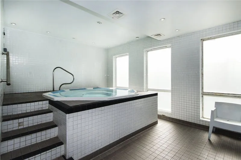 Commercial Road Aldgate East, London E1 1LF, photo 6