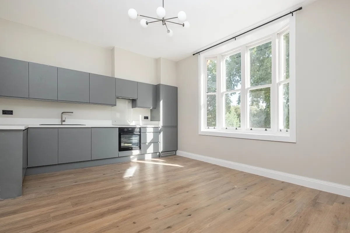 2 bed flat to rent, Rocks Lane, Barnes, SW13