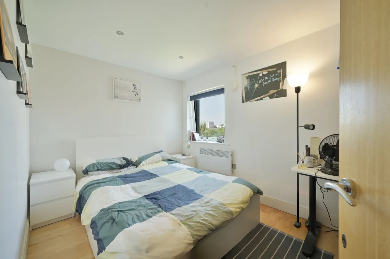 61 Holland Gardens, Brentford, photo 8