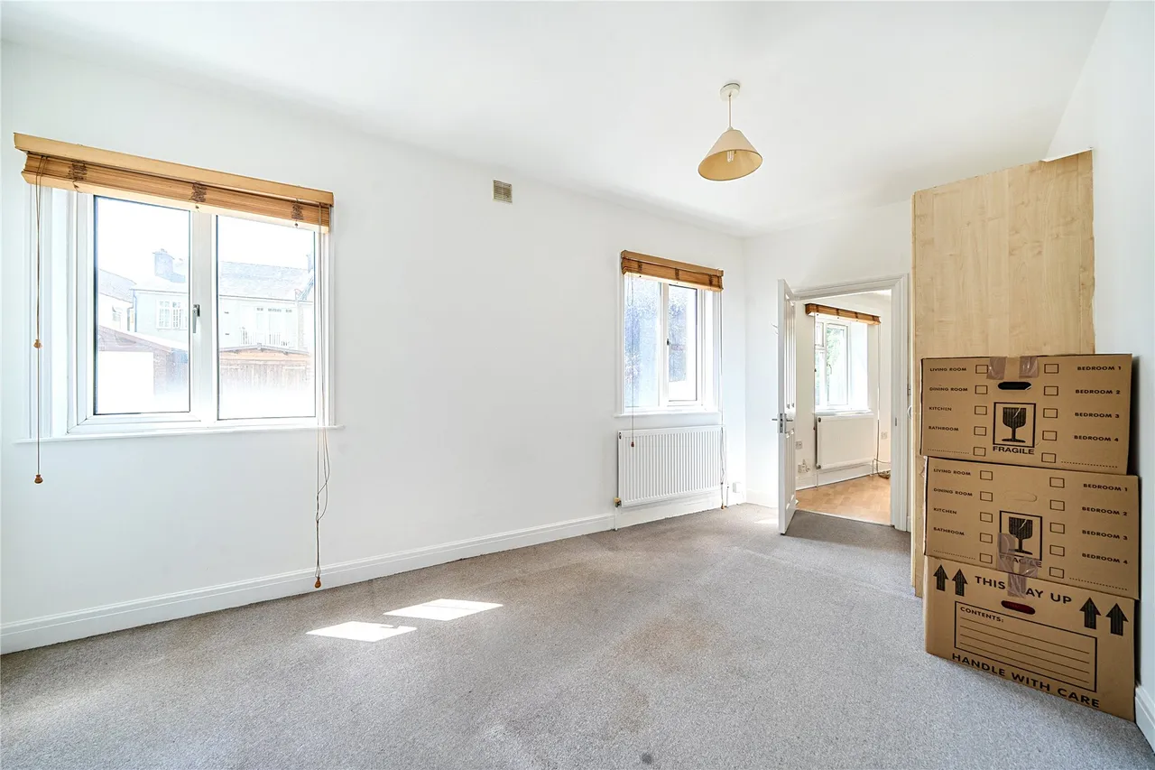 Minniedale, Surbiton, KT5, photo 7