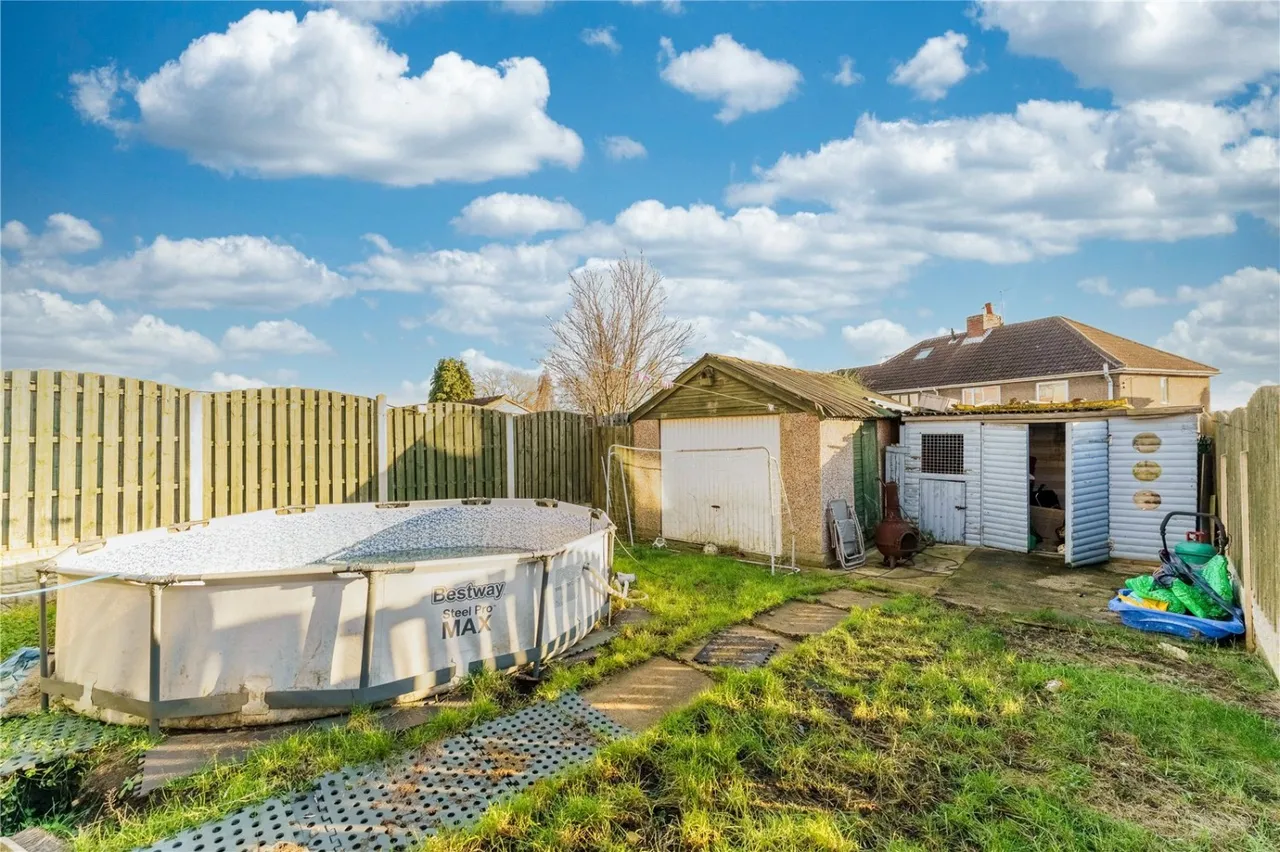 Walton Road, Upton, WF9, photo 21