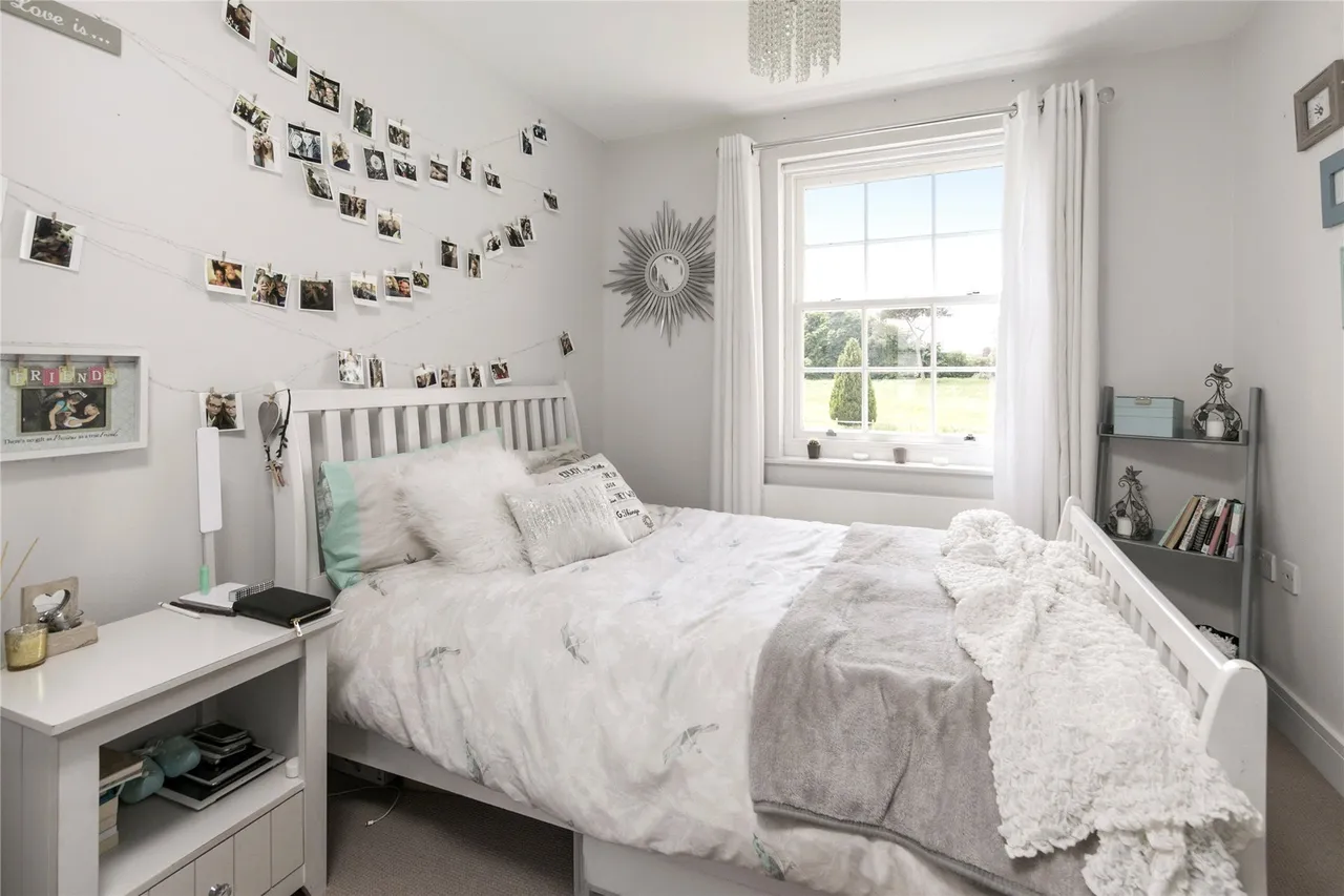 The Grove, Guildford Road, Effingham, Surrey, KT24, photo 5