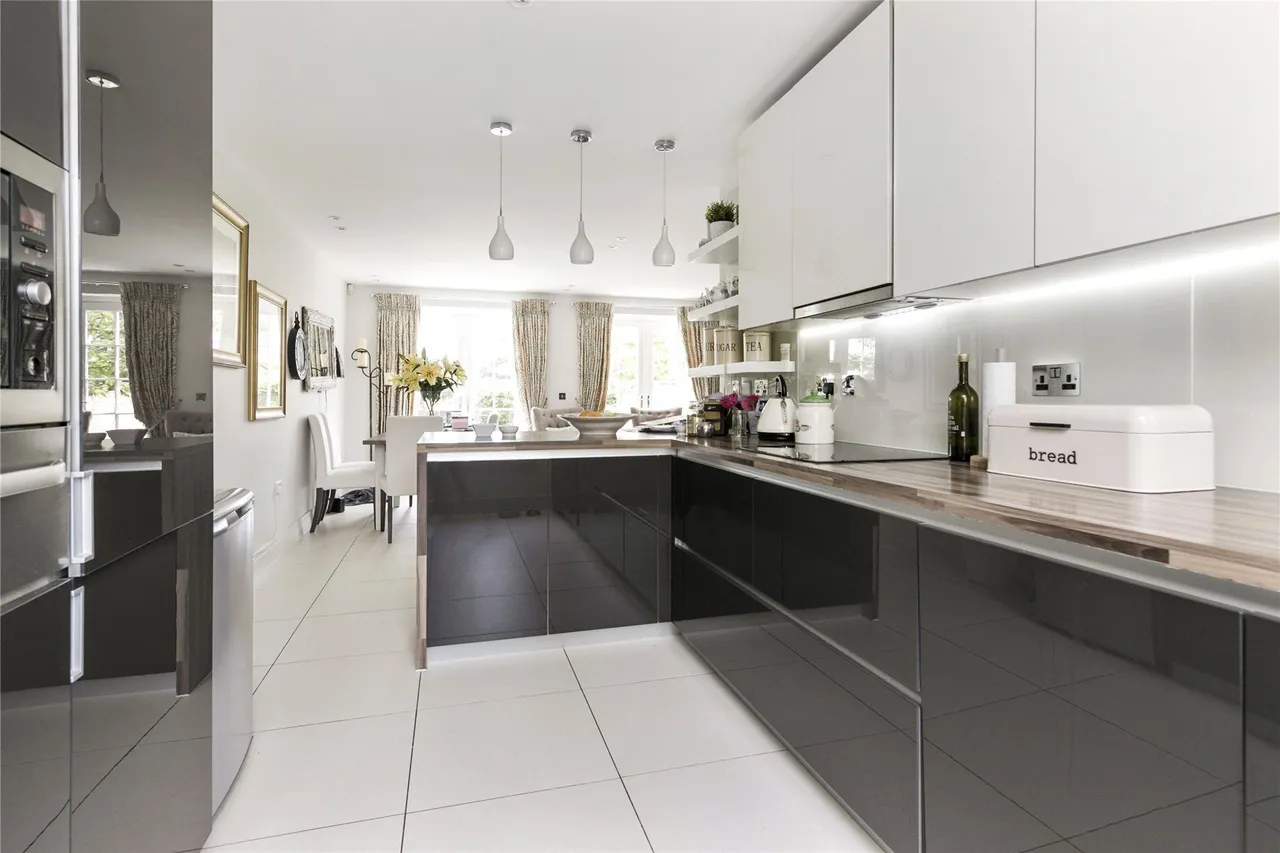 The Grove, Guildford Road, Effingham, Surrey, KT24, photo 7