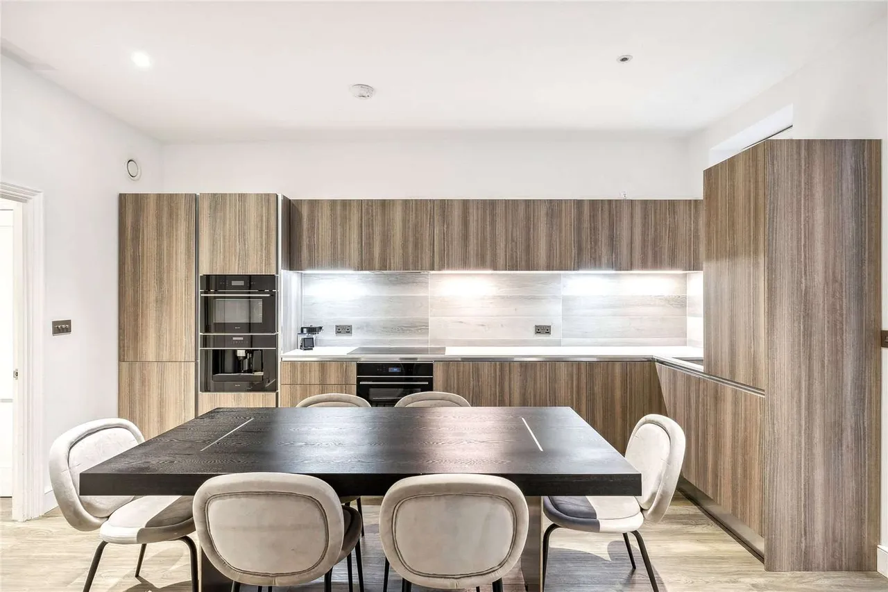 Strathearn Place, London, W2, photo 2