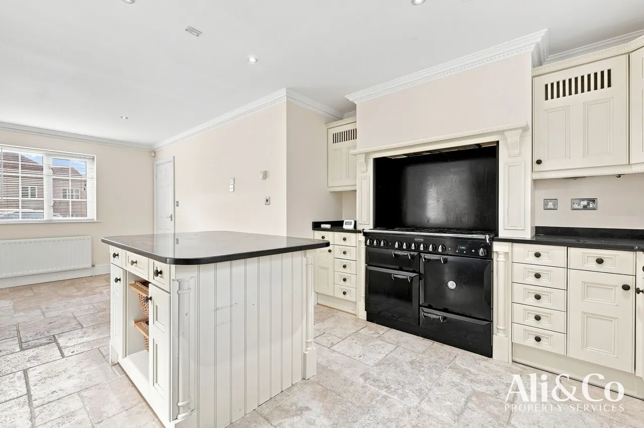 Henry De Grey Close, Grays, Essex, RM17 5GH, photo 4