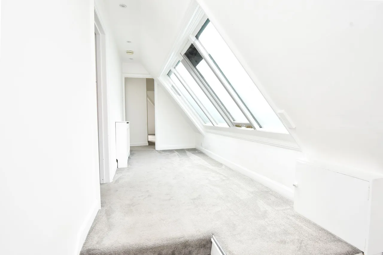 Springfield Avenue, HG1, photo 5