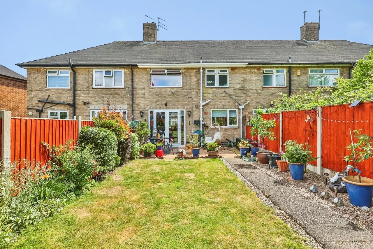 Listowel Crescent, Clifton, Nottingham, NG11, photo 14