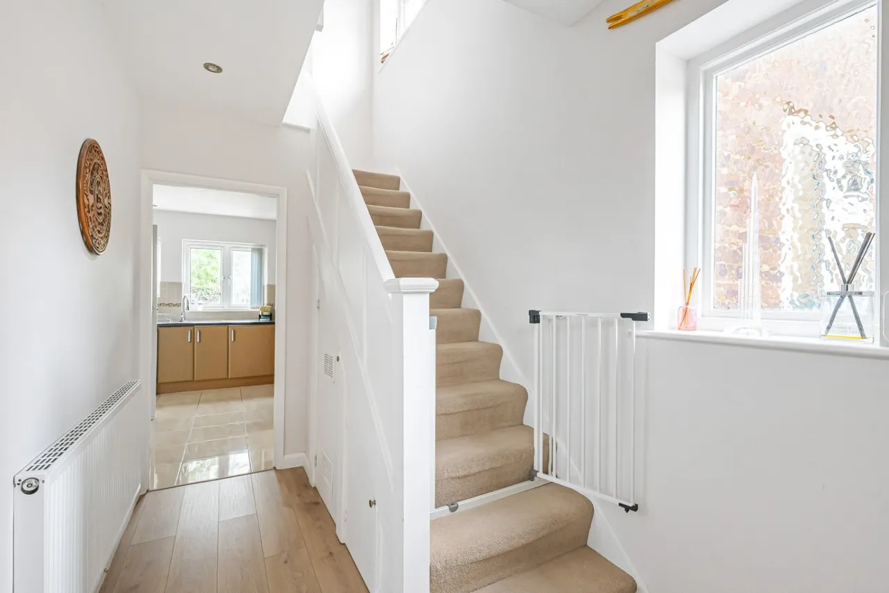 Marsh Lane, Stanmore, HA7, photo 5