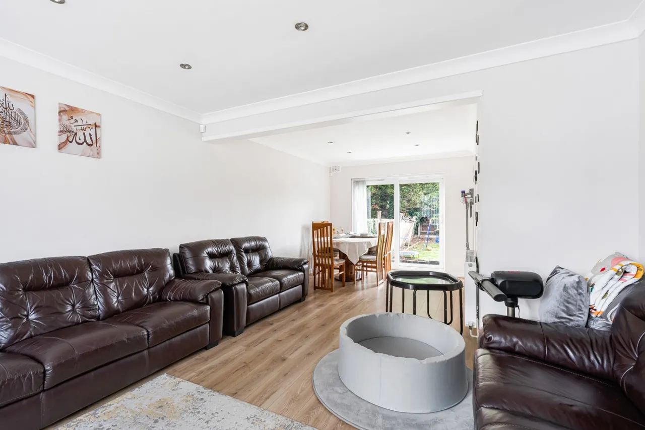 Marsh Lane, Stanmore, HA7, photo 3