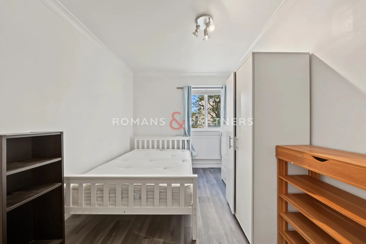 Flora Gardens, Ravenscourt Park, W6, photo 10