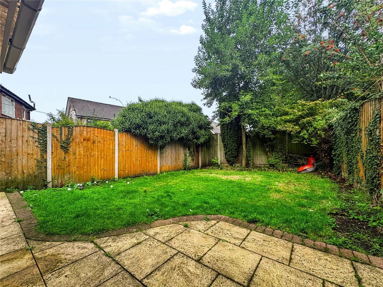Broadway, Royton, OL2, photo 2