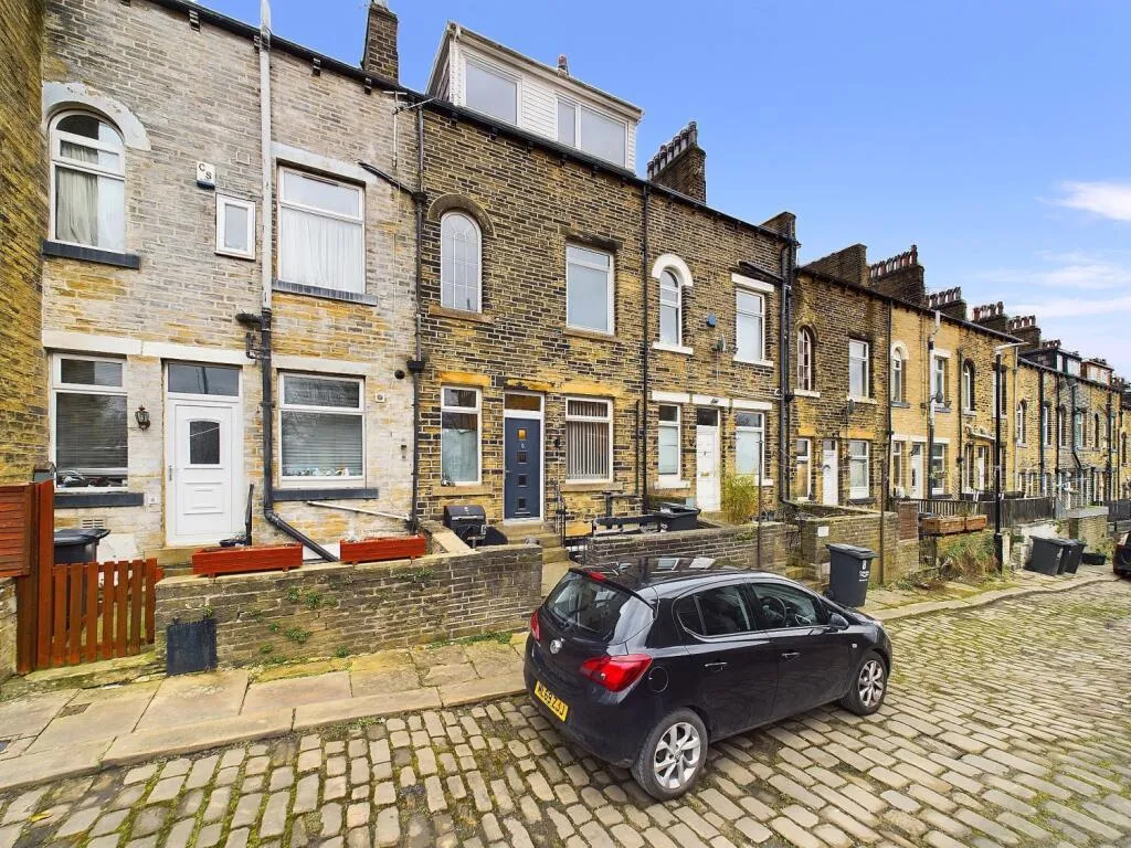 Savile Parade, Halifax, HX1, photo 23