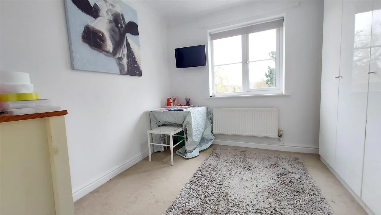 Tennyson Drive, Bourne, photo 33