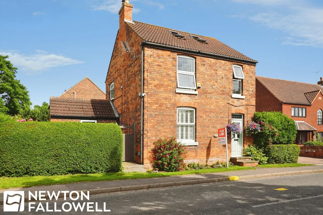 Main Street, Hayton, DN22, photo 2