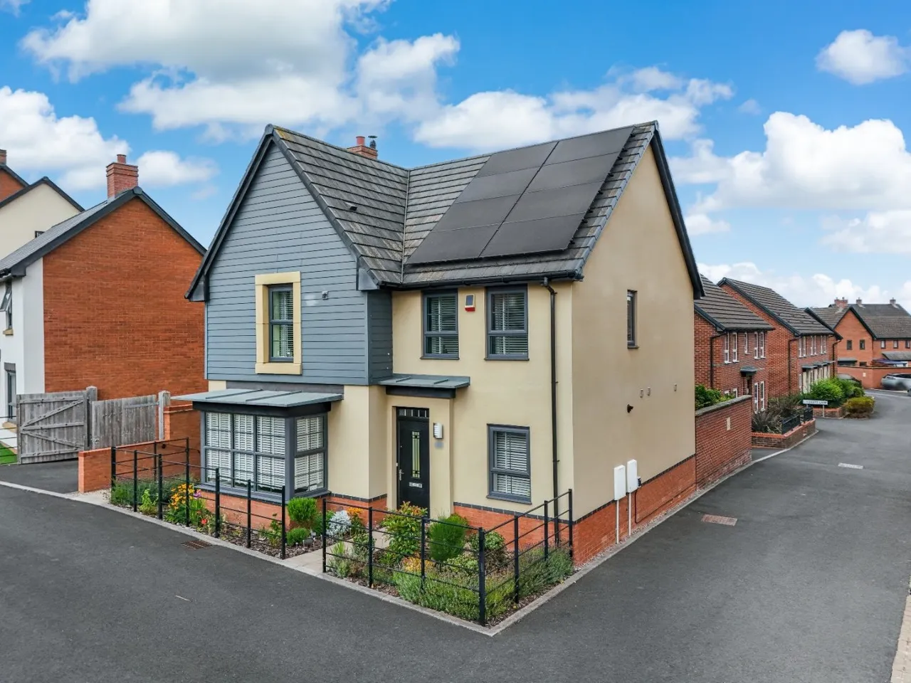 4 bed house for sale — Wall Close, Wall Close, Lawley TF4 2GR