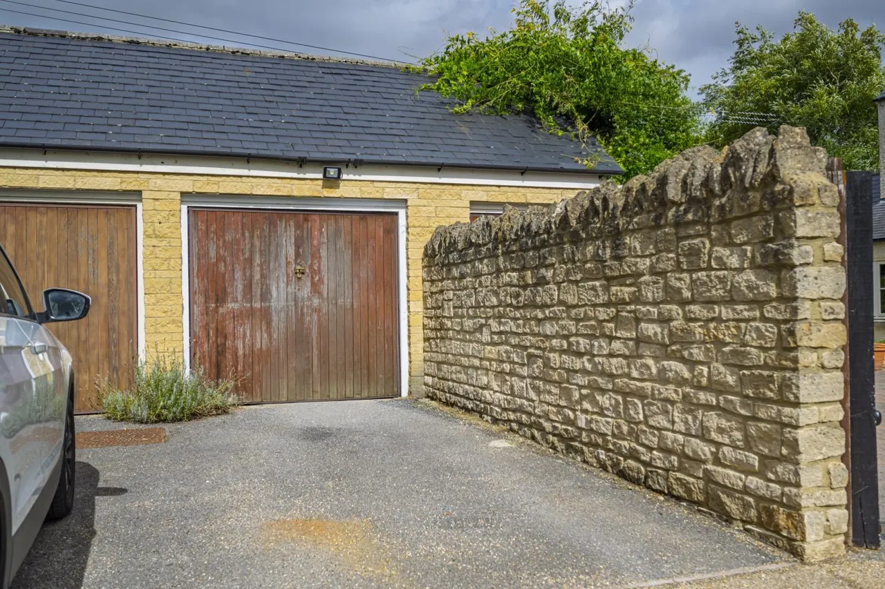 Churn Meadows, Cirencester, GL7, photo 17