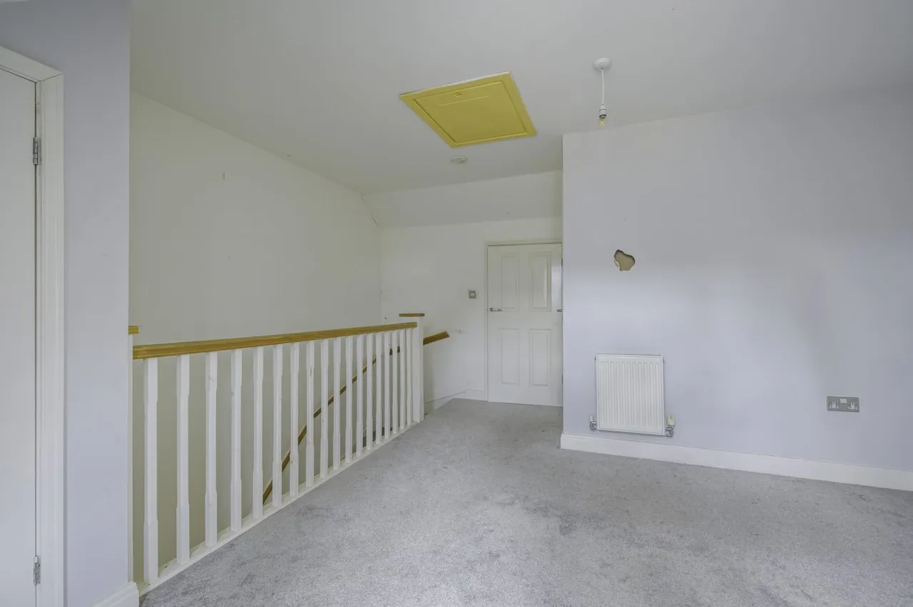 Churn Meadows, Cirencester, GL7, photo 8