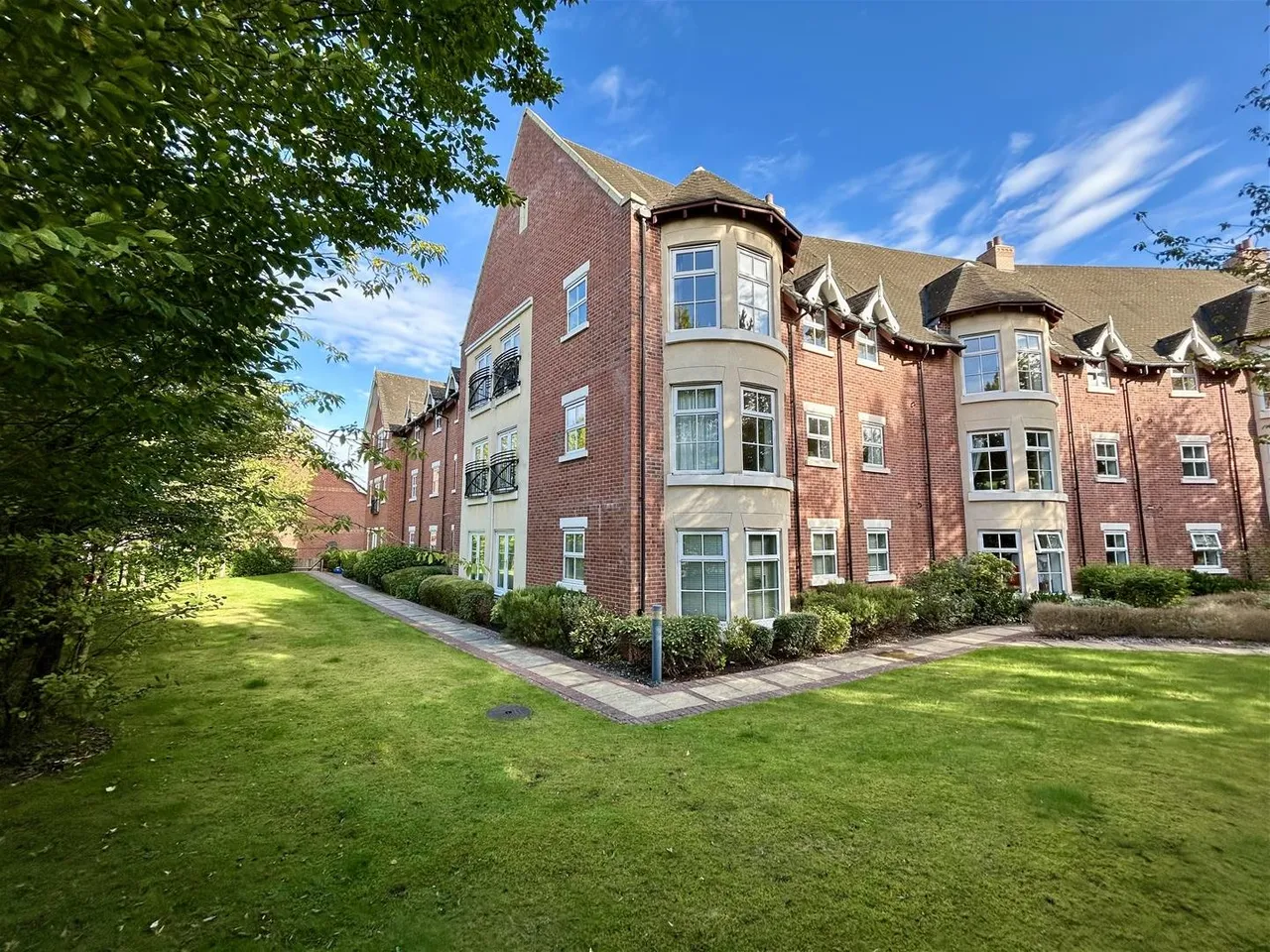 Blakemere Drive, Northwich CW9 8UT, photo 10