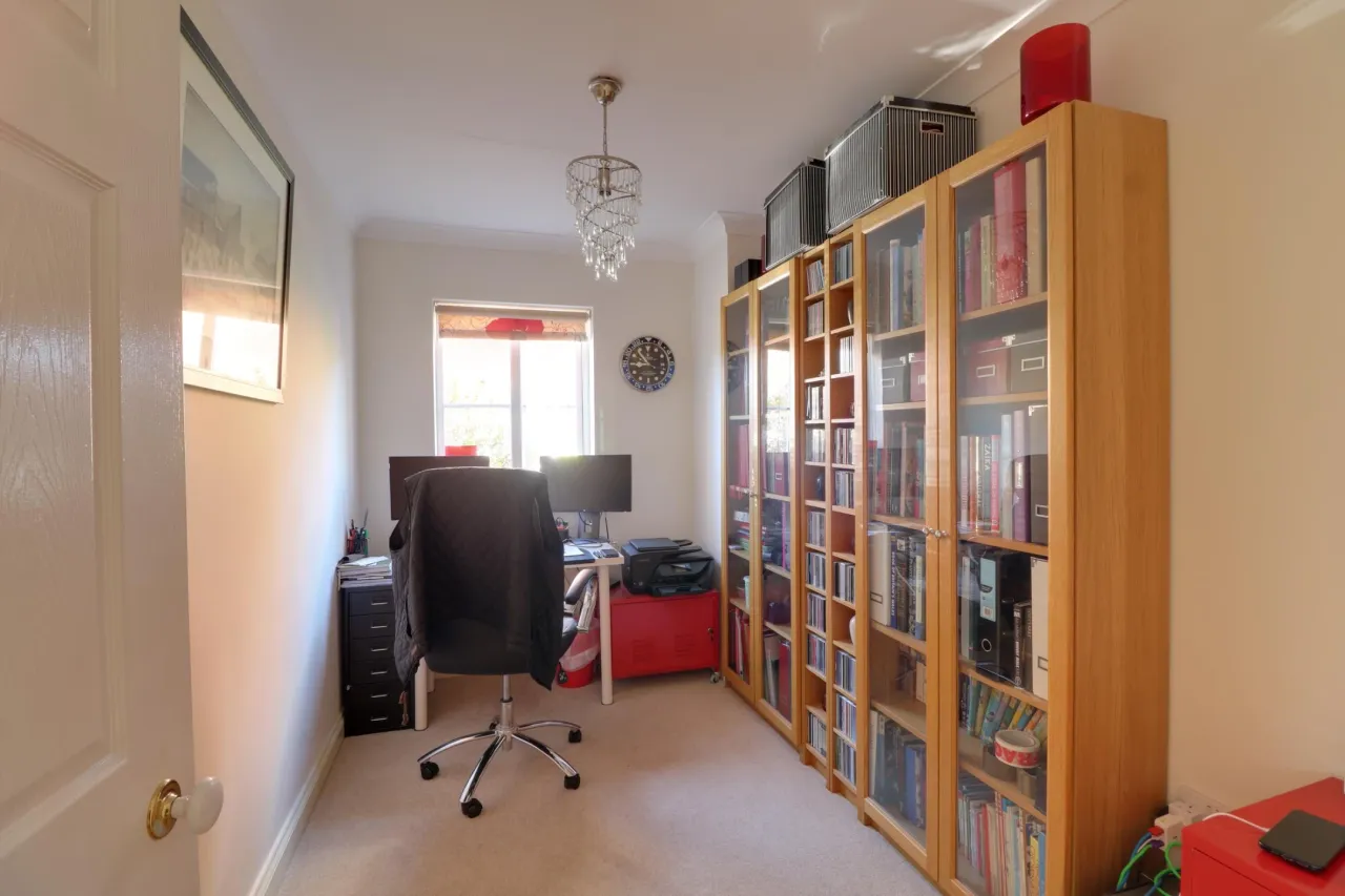 Fairhaven, Crewe, photo 13