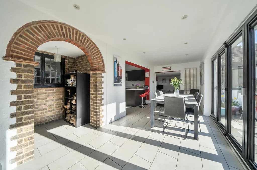 Manor Way, Purley CR8 3BL, photo 5