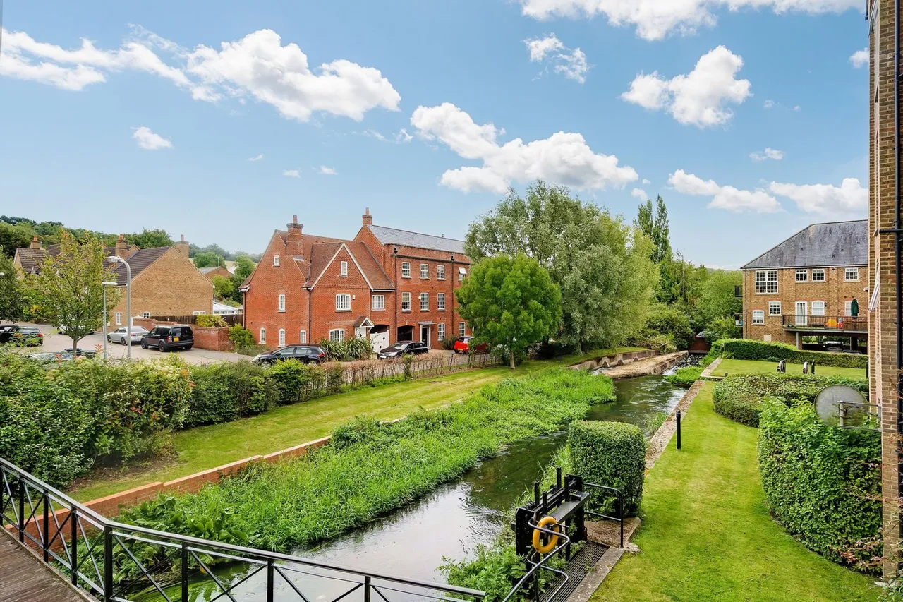 Coaters Lane, Wooburn Green, HP10, photo 12