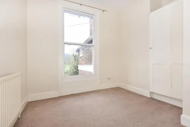 London Road, High Wycombe, HP11, photo 6