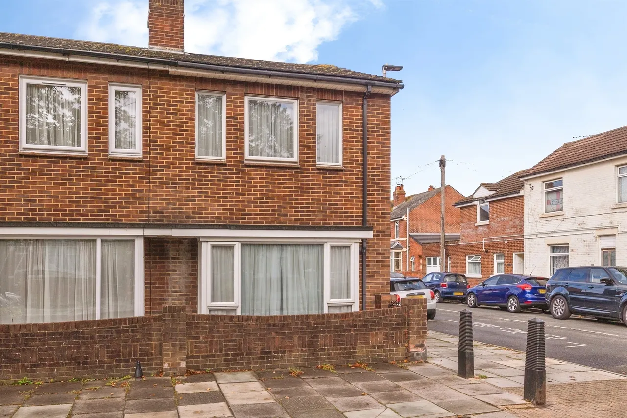 Copnor Road, Portsmouth, PO3, photo 16