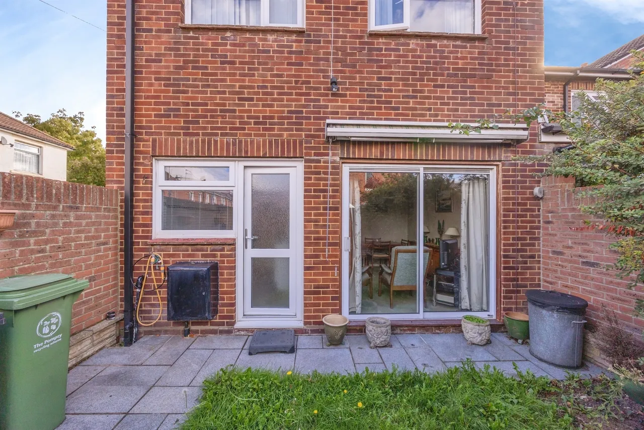 Copnor Road, Portsmouth, PO3, photo 15