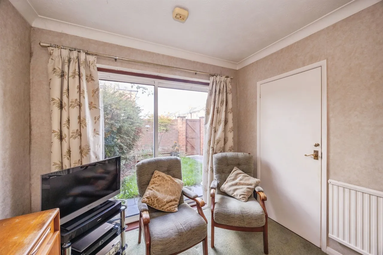 Copnor Road, Portsmouth, PO3, photo 5
