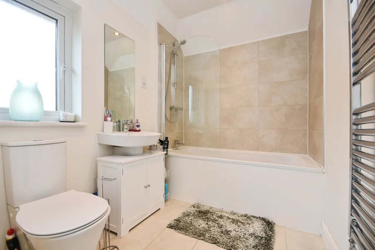 Radley Avenue, Silver End, CM8, photo 11