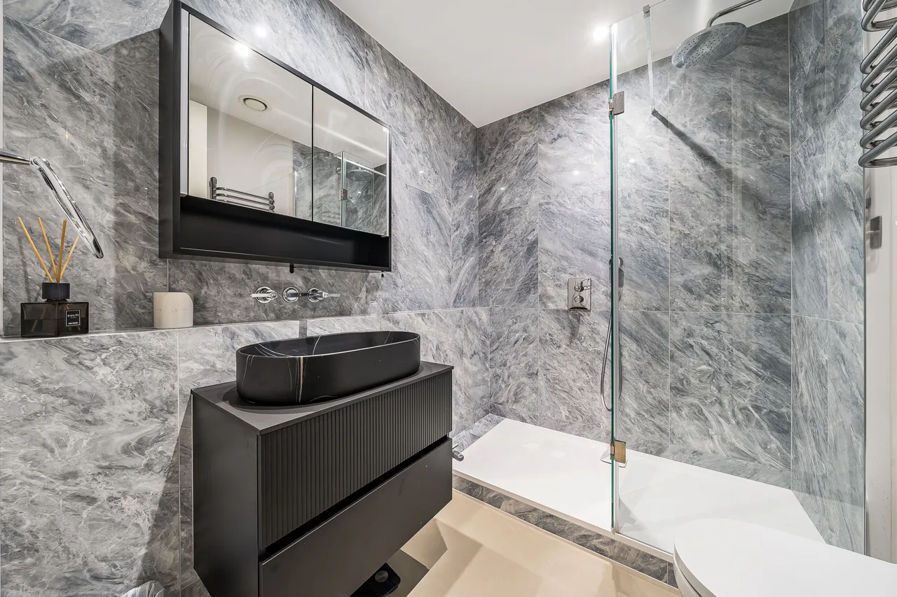 4 Latymer House, 134 Piccadilly, London, photo 9