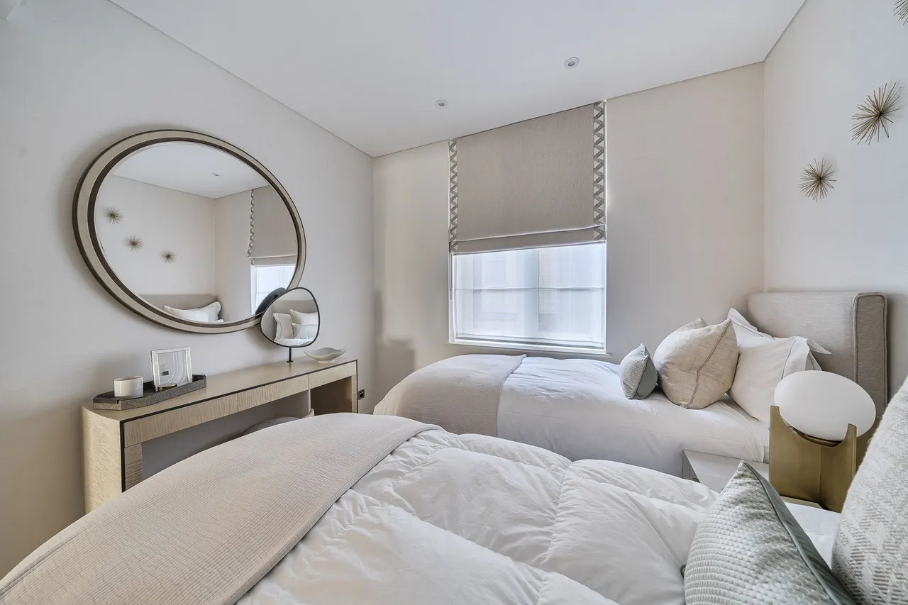 4 Latymer House, 134 Piccadilly, London, photo 6