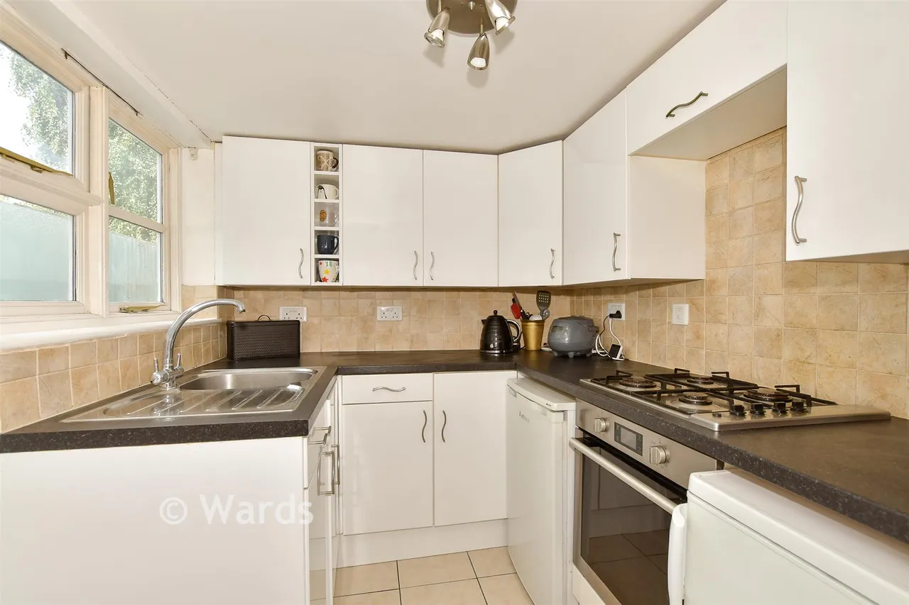 Front Brents, Faversham, ME13, photo 4