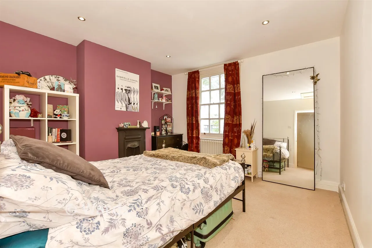 Front Brents, Faversham, ME13, photo 6