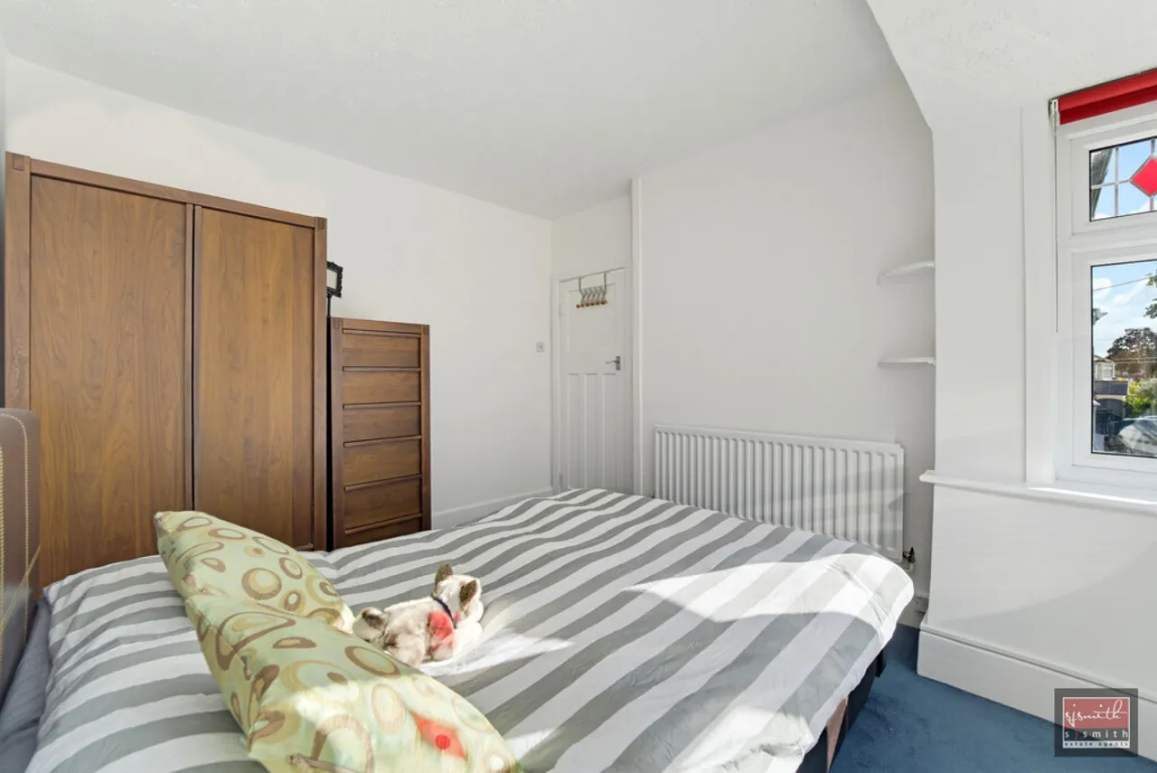 Strodes Crescent, Staines-upon-Thames, TW18, photo 14