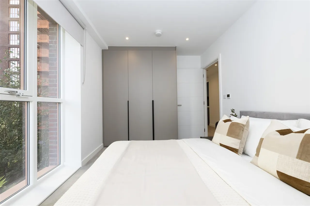 Fulton Road, Wembley, HA9, photo 44