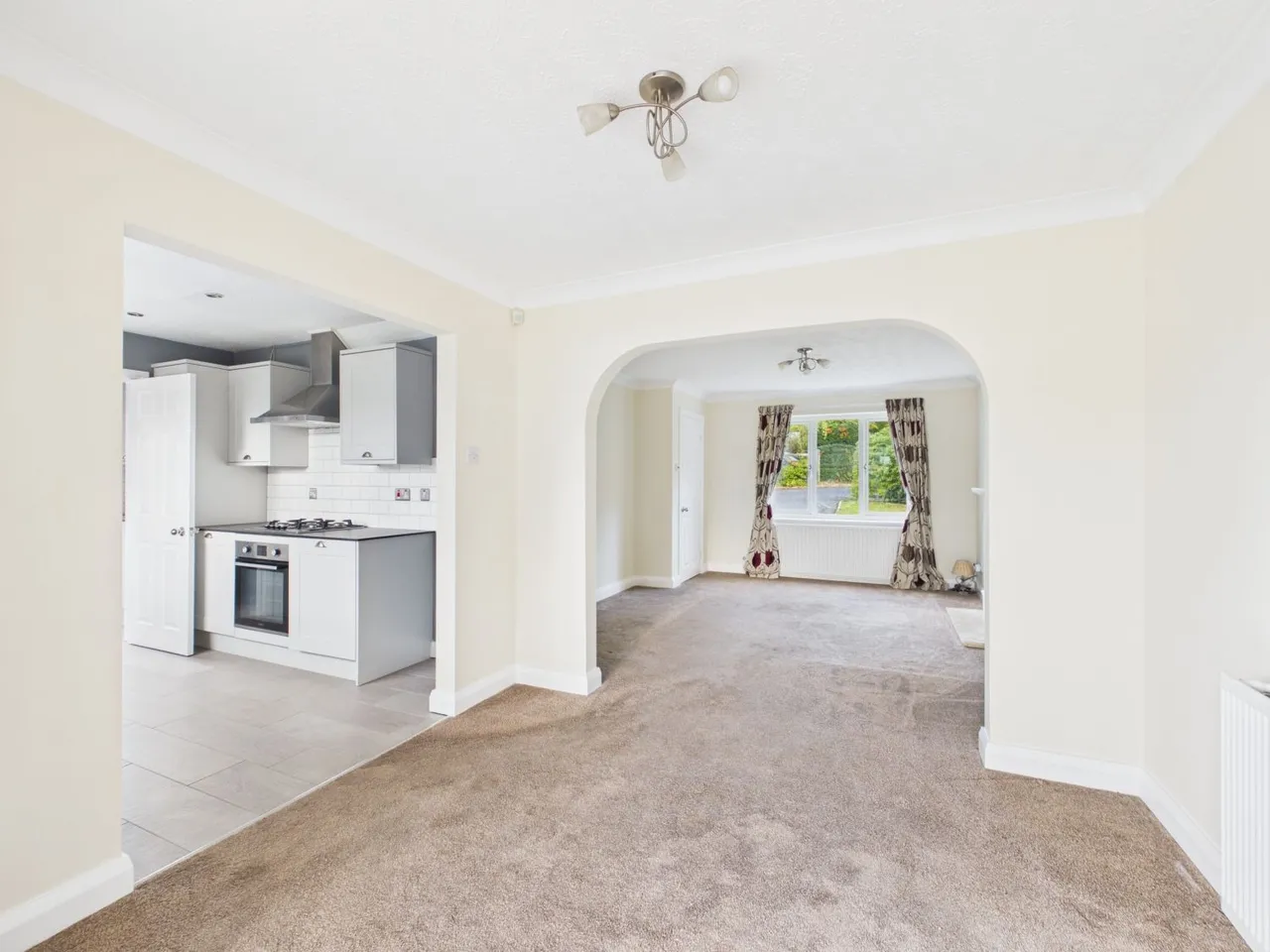 Rochester Drive, Horbury, WF4, photo 5