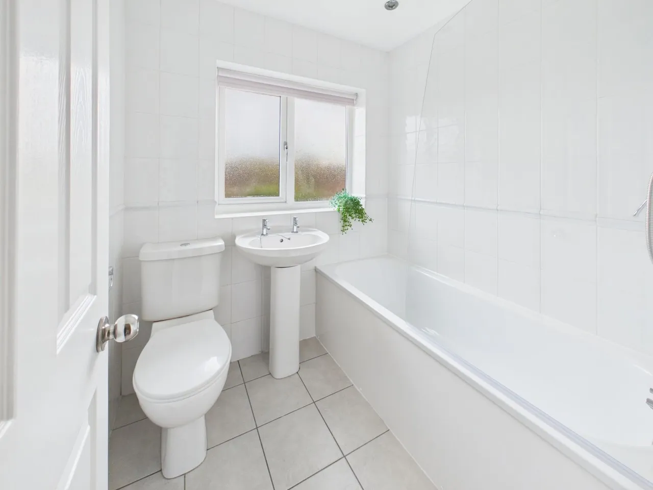 Rochester Drive, Horbury, WF4, photo 17
