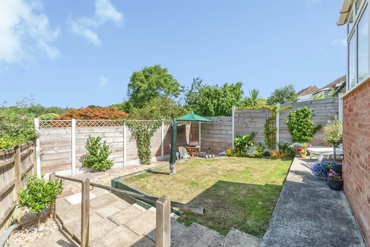 Park Avenue, Hastings, TN34, photo 16