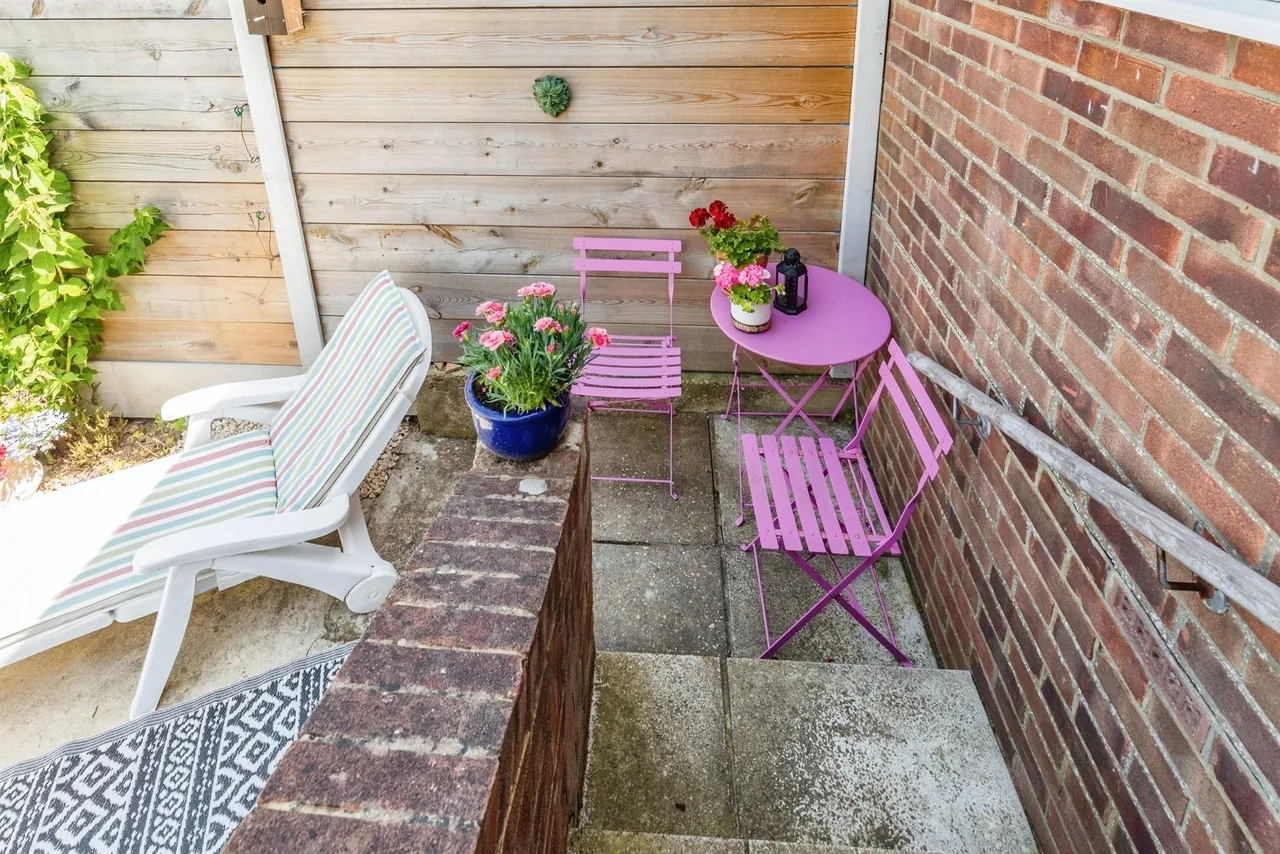 Park Avenue, Hastings, TN34, photo 17