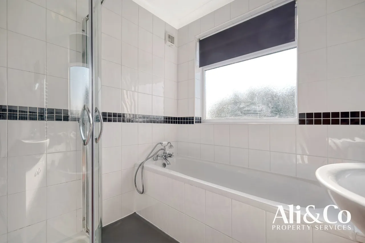 Heathview Road, Grays, Essex, RM16 2RS, photo 12