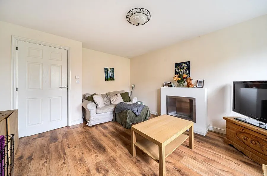 Collier Crescent, Witney, OX28, photo 4