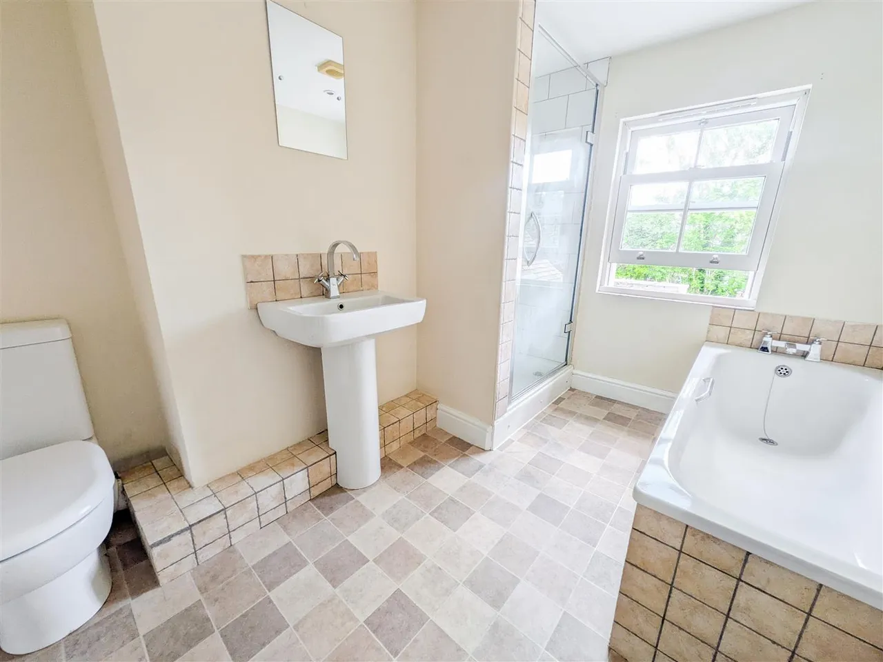 New Road, Ridgewood, Uckfield, TN22 5SX, photo 10