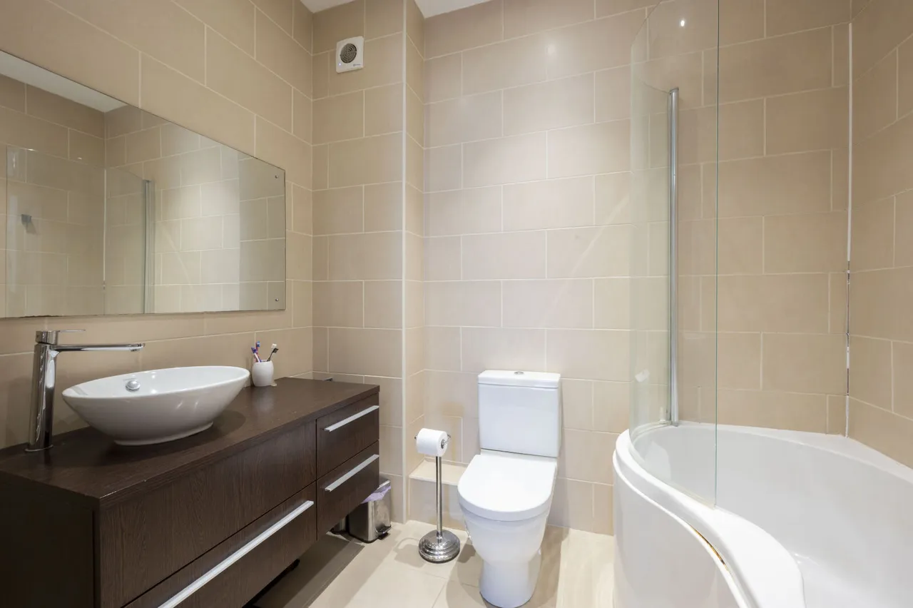 Oakwood Road, West Wimbledon, SW20, photo 6